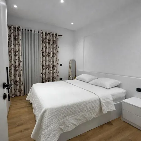 Lejlighedshotel Dior *