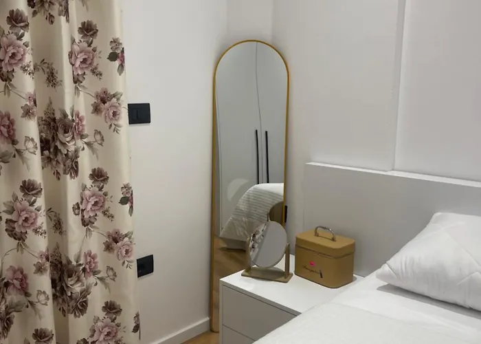 Dior Hotel apartamentowy Wlora