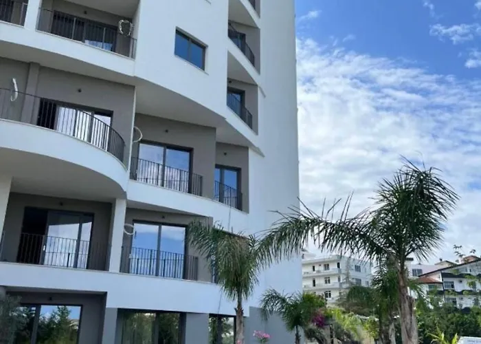 Dior Hotel apartamentowy Wlora