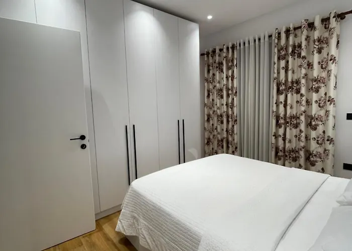 Hotel apartamentowy Dior *