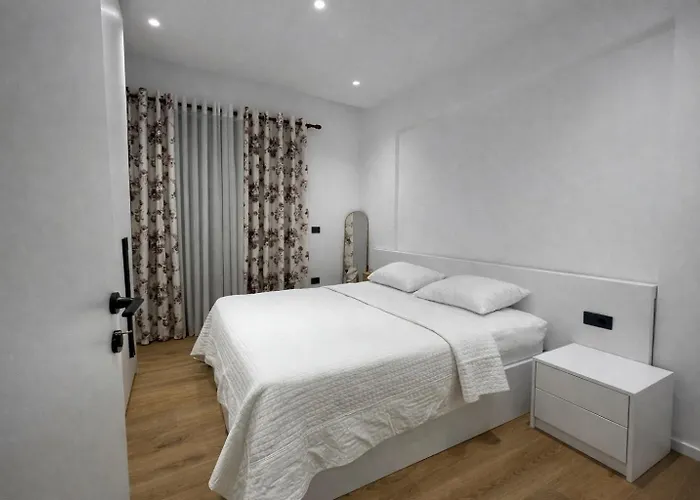 Aparthotel Dior *